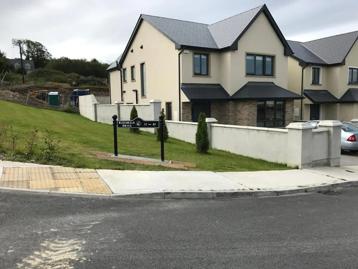 1 Luxurious Room In Family Home Killarney 0*,  Ireland